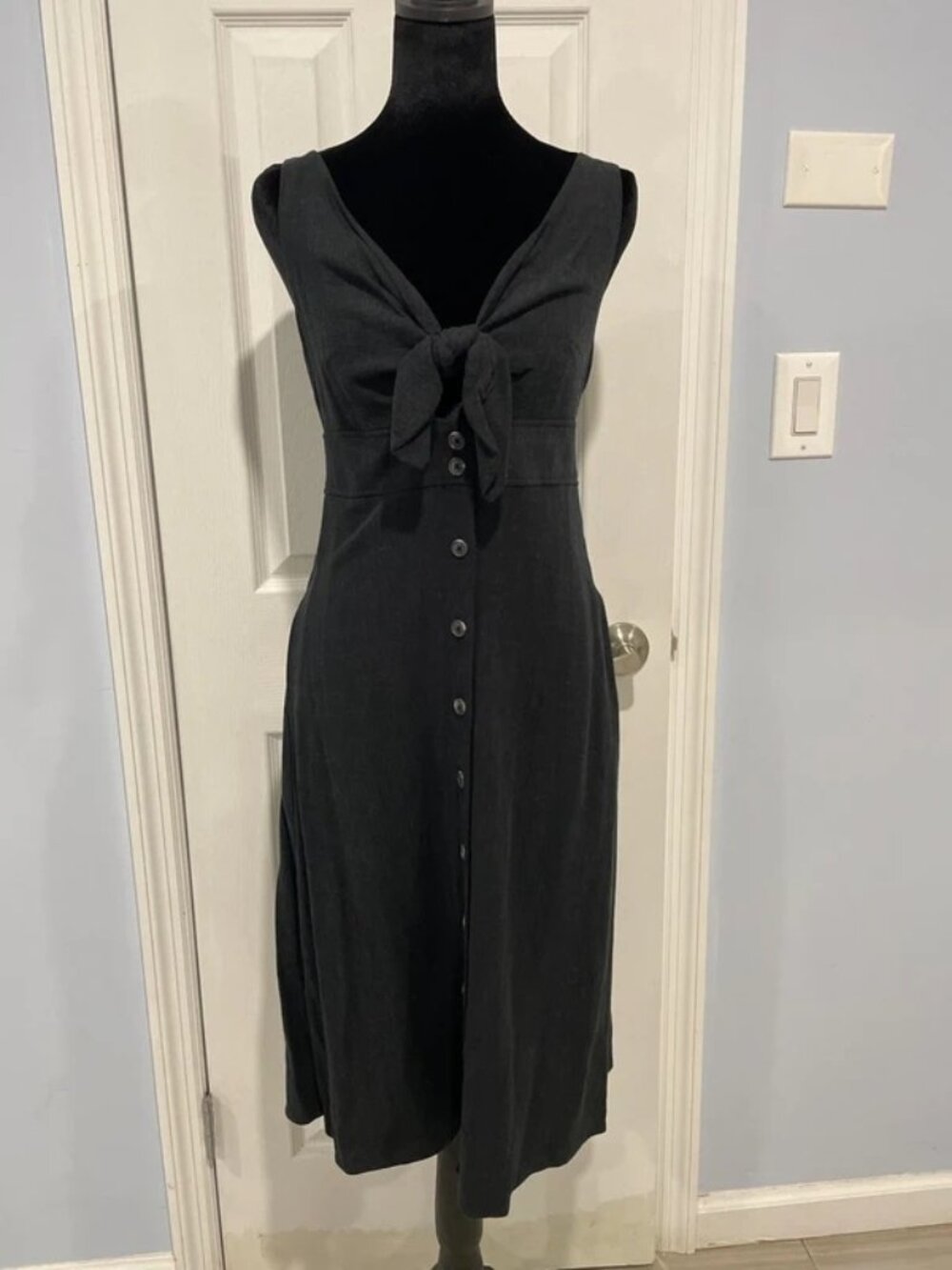 Universal Thread Women’s Black Button-Front Midi Dress XS NWT